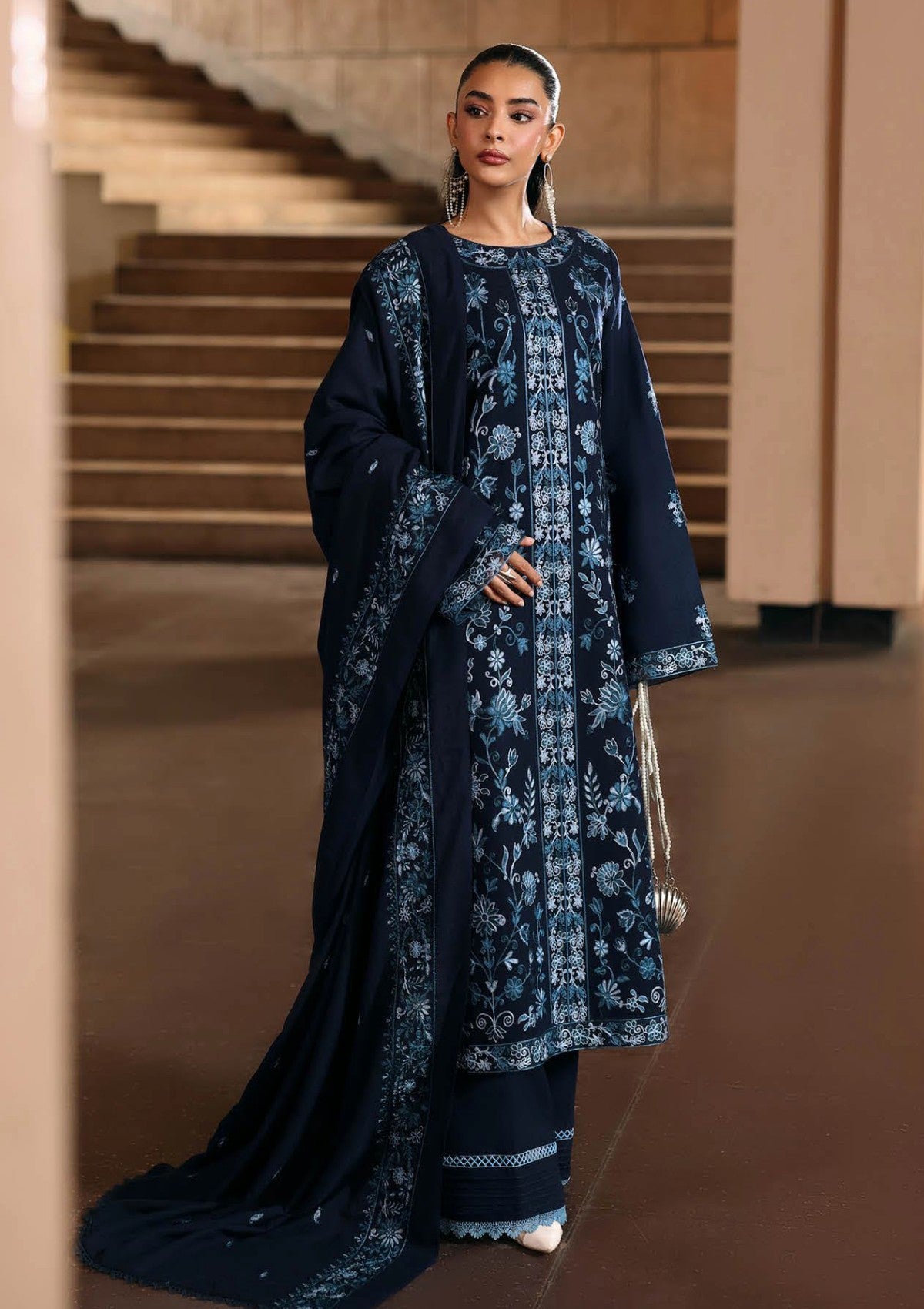 Raj Bari P/Winter Shawl`25 D#06