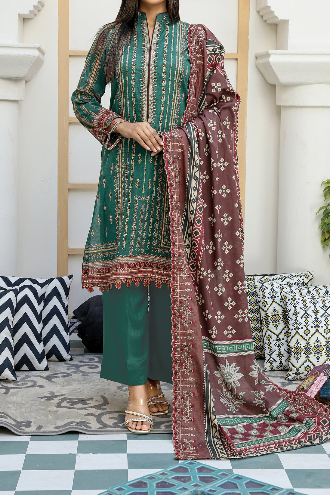 Komal Emb Lawn`24 D#09