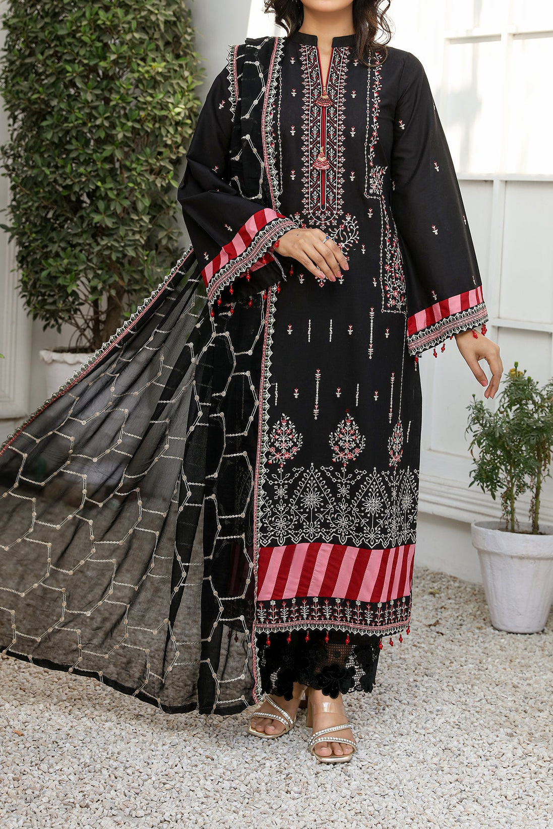Chamak Damak Emb Lawn`24 D#07