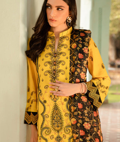 Noor-e-Nazar Premium Lawn`22 Felicity