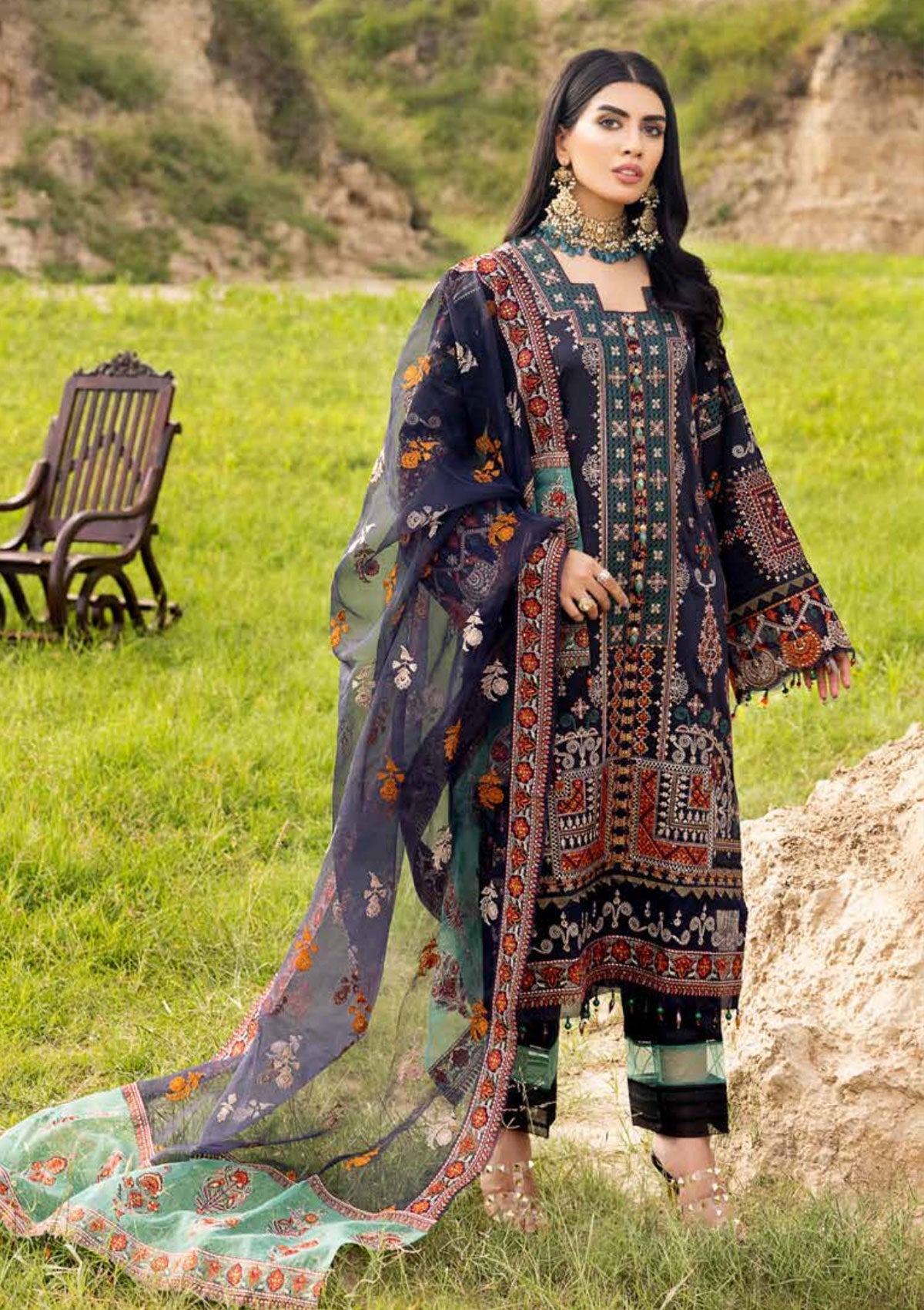 Muscari Emb Cotton Satin`22 D#100