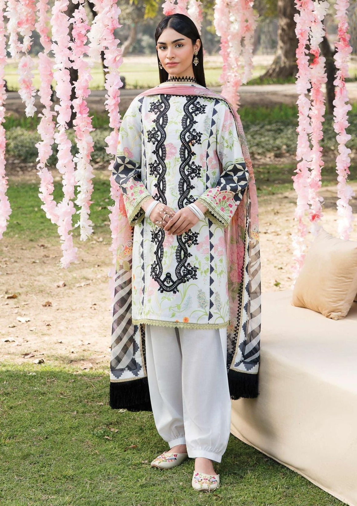 Afrozeh Ayzel Bahar Lawn`23 AZL#03