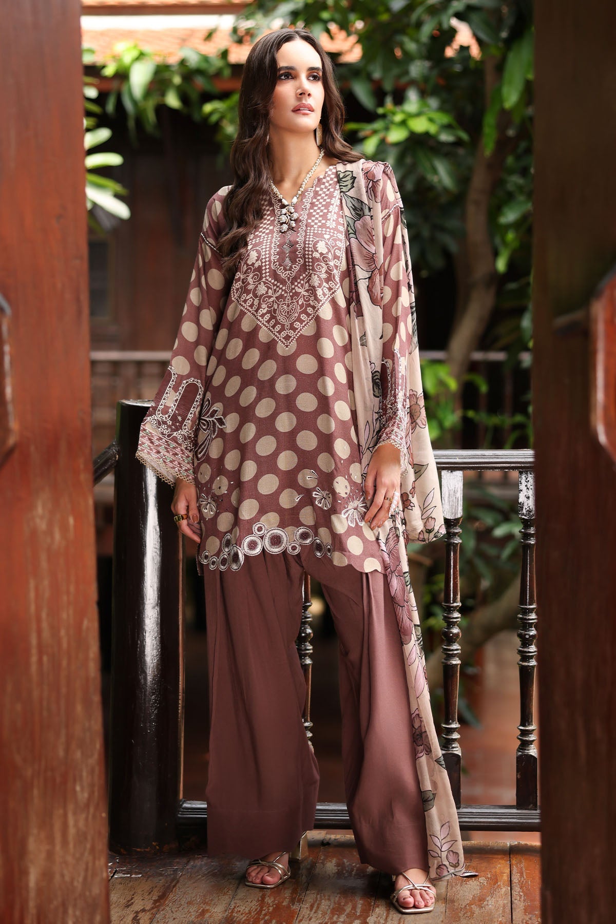 RA Nureh Delights S-Linen`25 DD#20