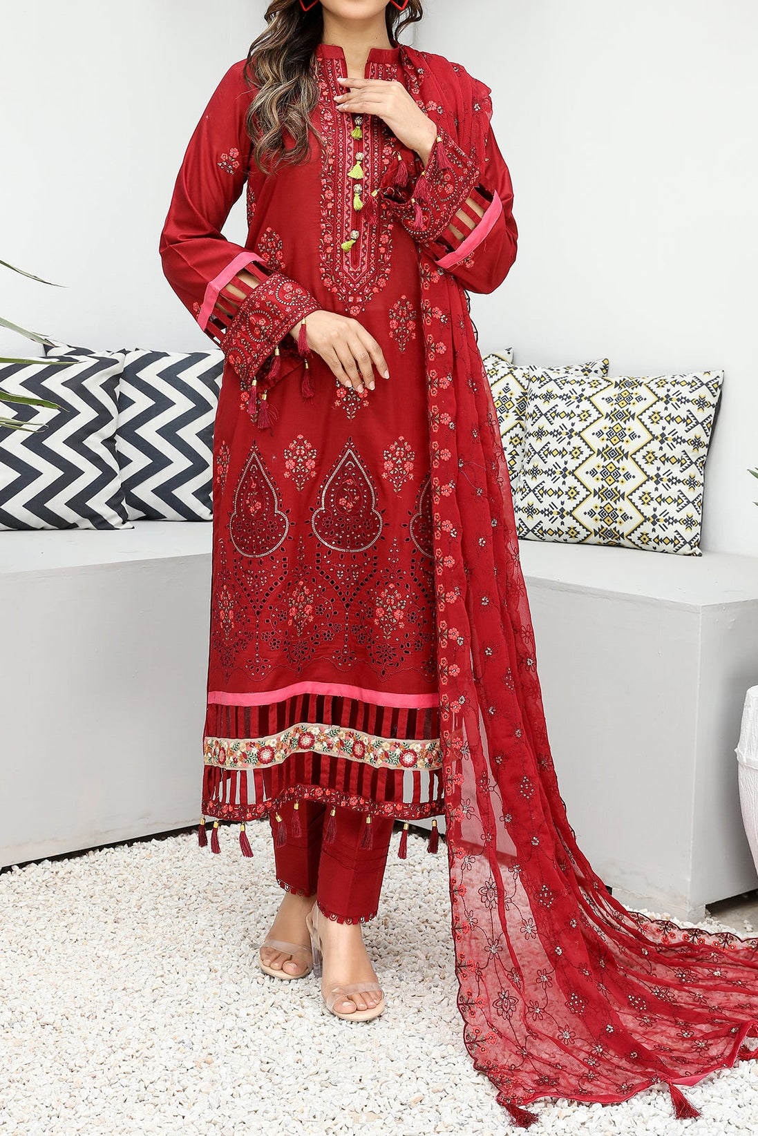 Hafiz Maahi Lawn'24 D#08
