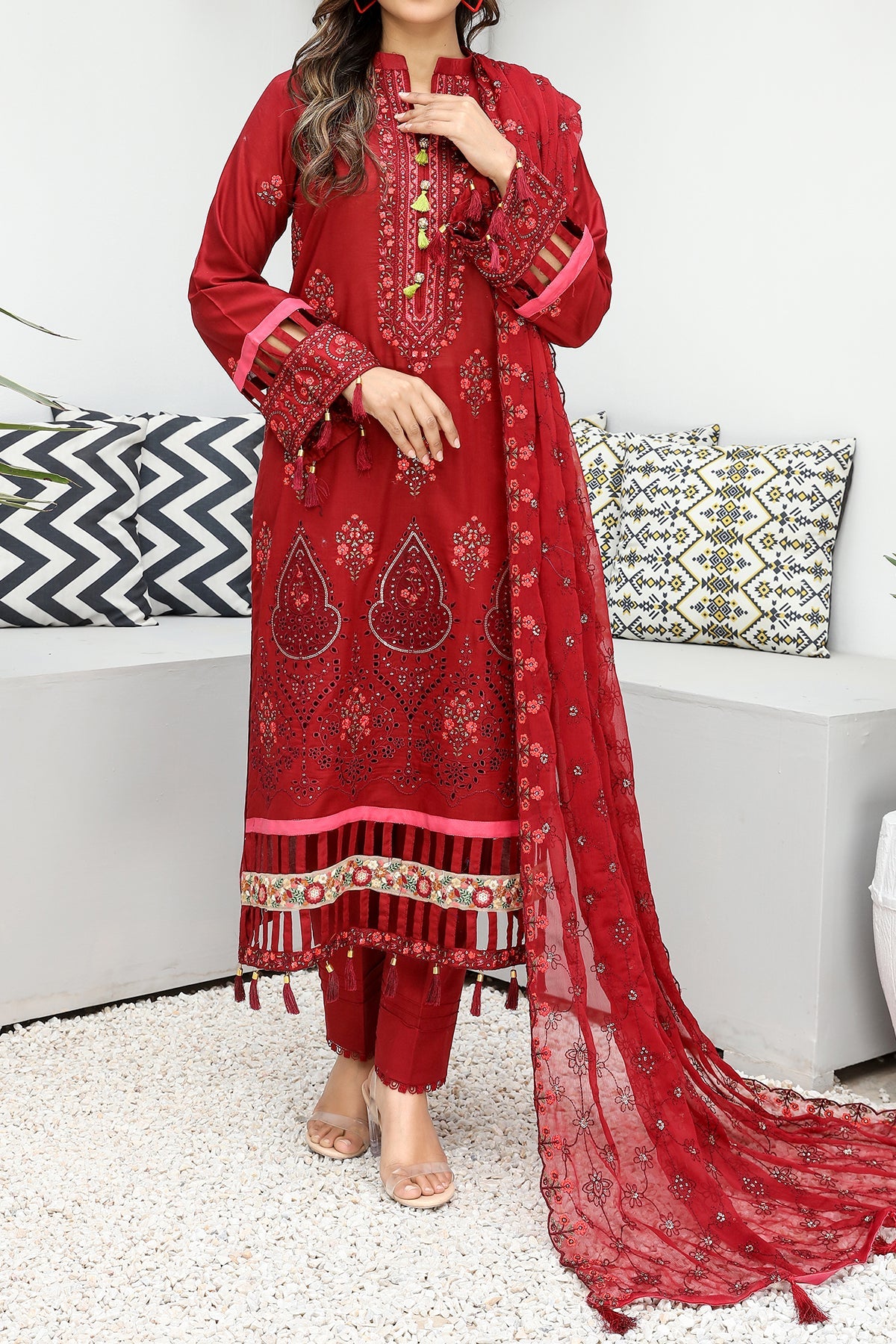 Hafiz Maahi Lawn'24 D#08