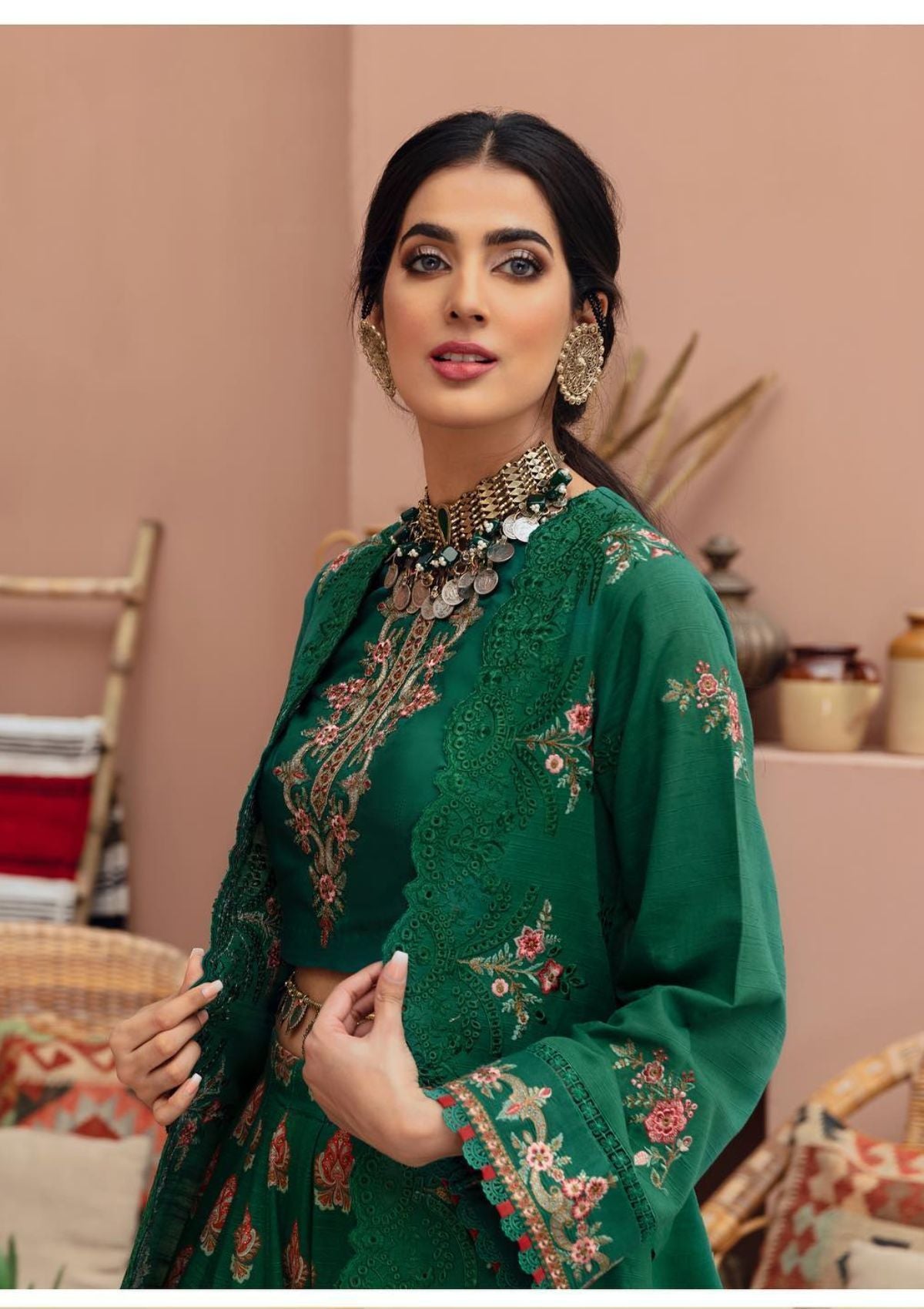 Noor By Saadia Asad Emb Shawl'21 D#03