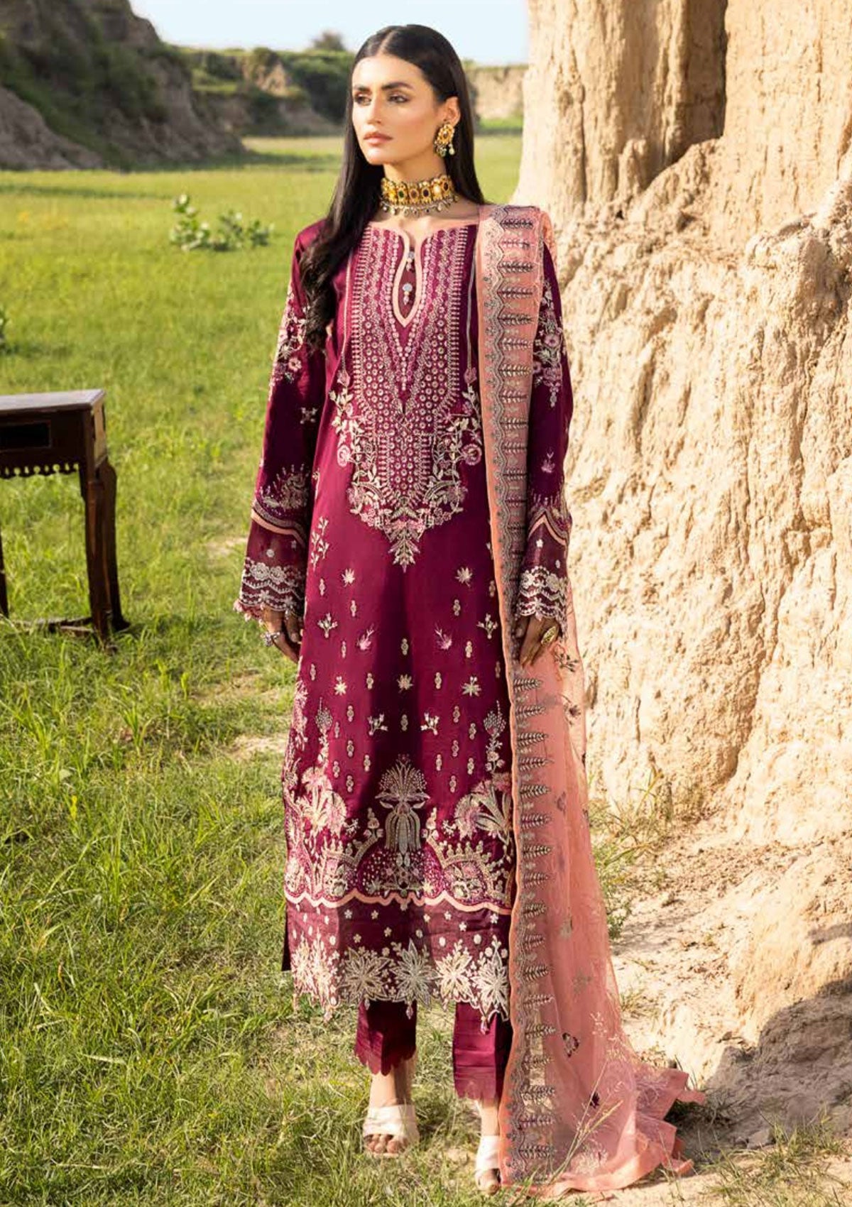 Muscari Emb Cotton Satin`22 D#101