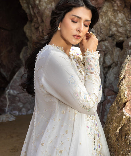 Siraa By SadafFawadkhan Luxury Lawn`26 D#6 (Noor)