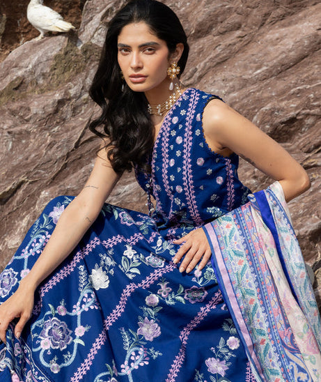 Siraa By SadafFawadkhan Luxury Lawn`26 D#8 (Neel)