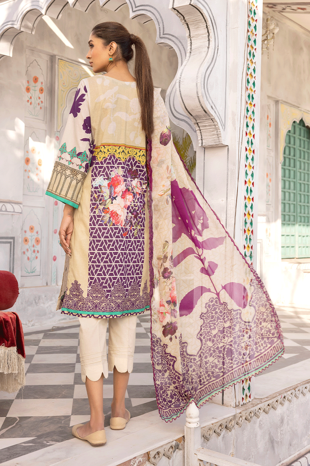 Johra Omega Emb Lawn`23 JH#254
