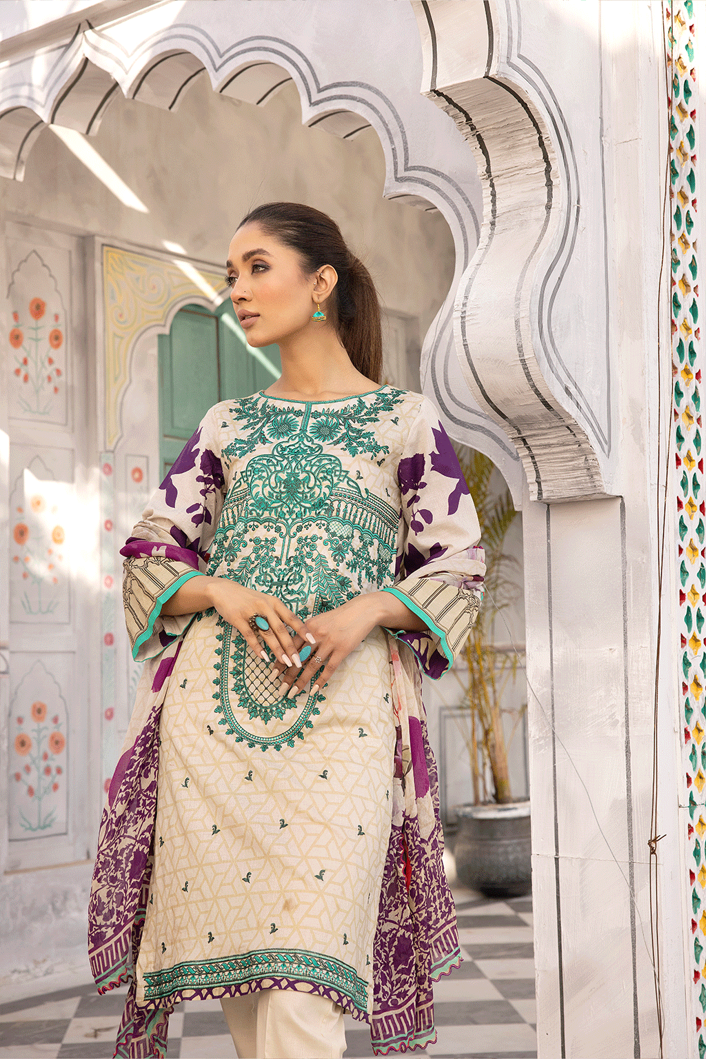 Johra Omega Emb Lawn`23 JH#254