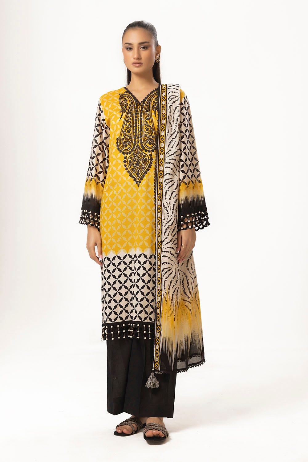 Gul Ahmed Summer Lawn'25 CL#52316-A