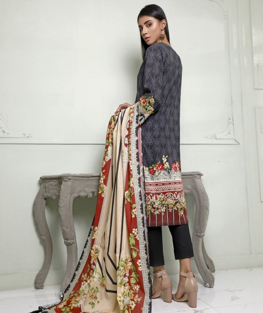 Ittehad Crystal Lawn'21 D # 21113 Black
