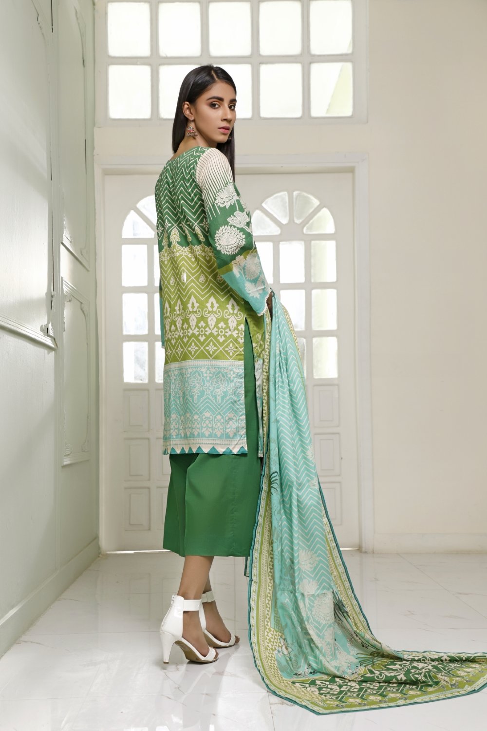 Ittehad Crystal Lawn'21 D # 21115 Green