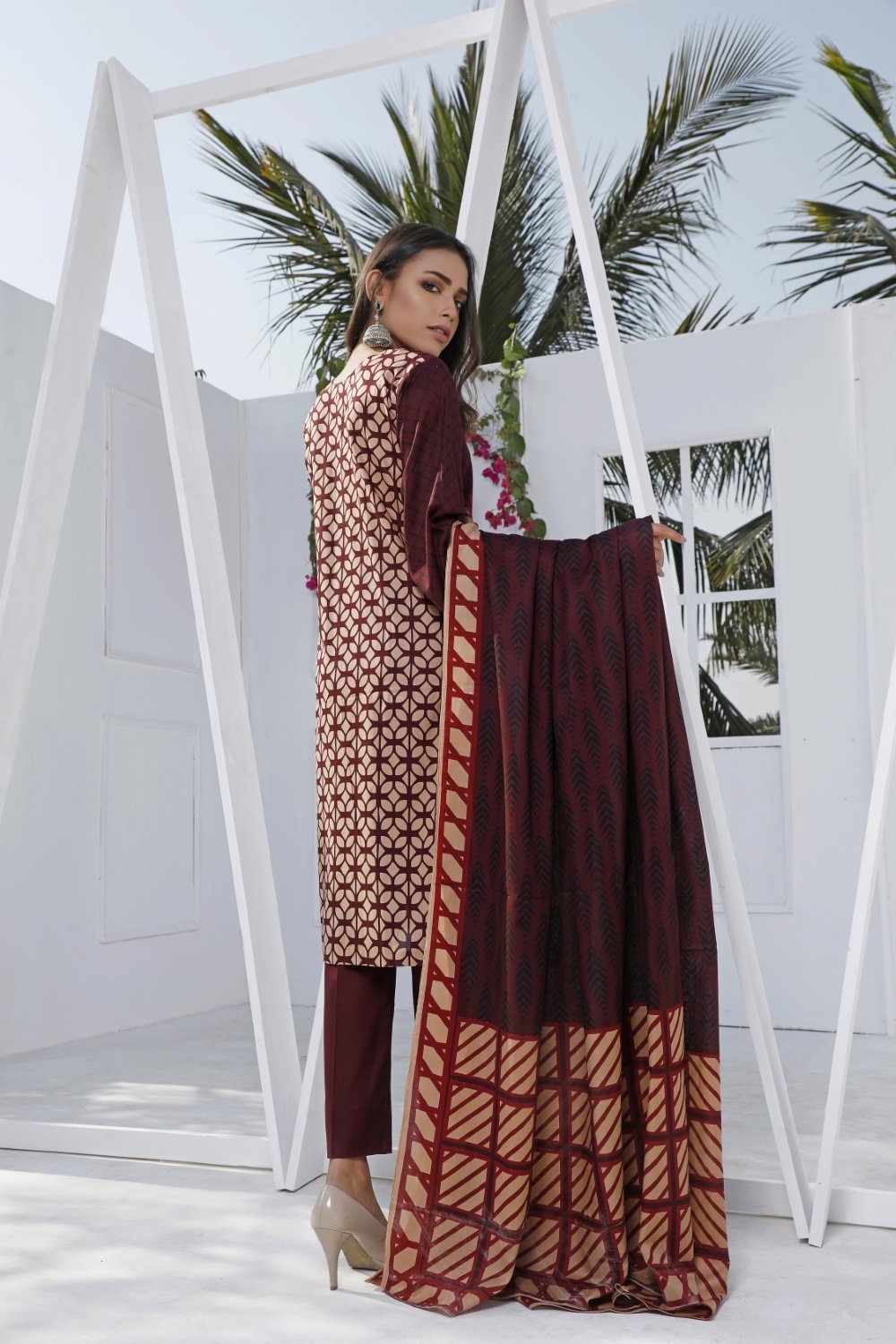 Ittehad Crystal Lawn'21 D # 21117 Maroon