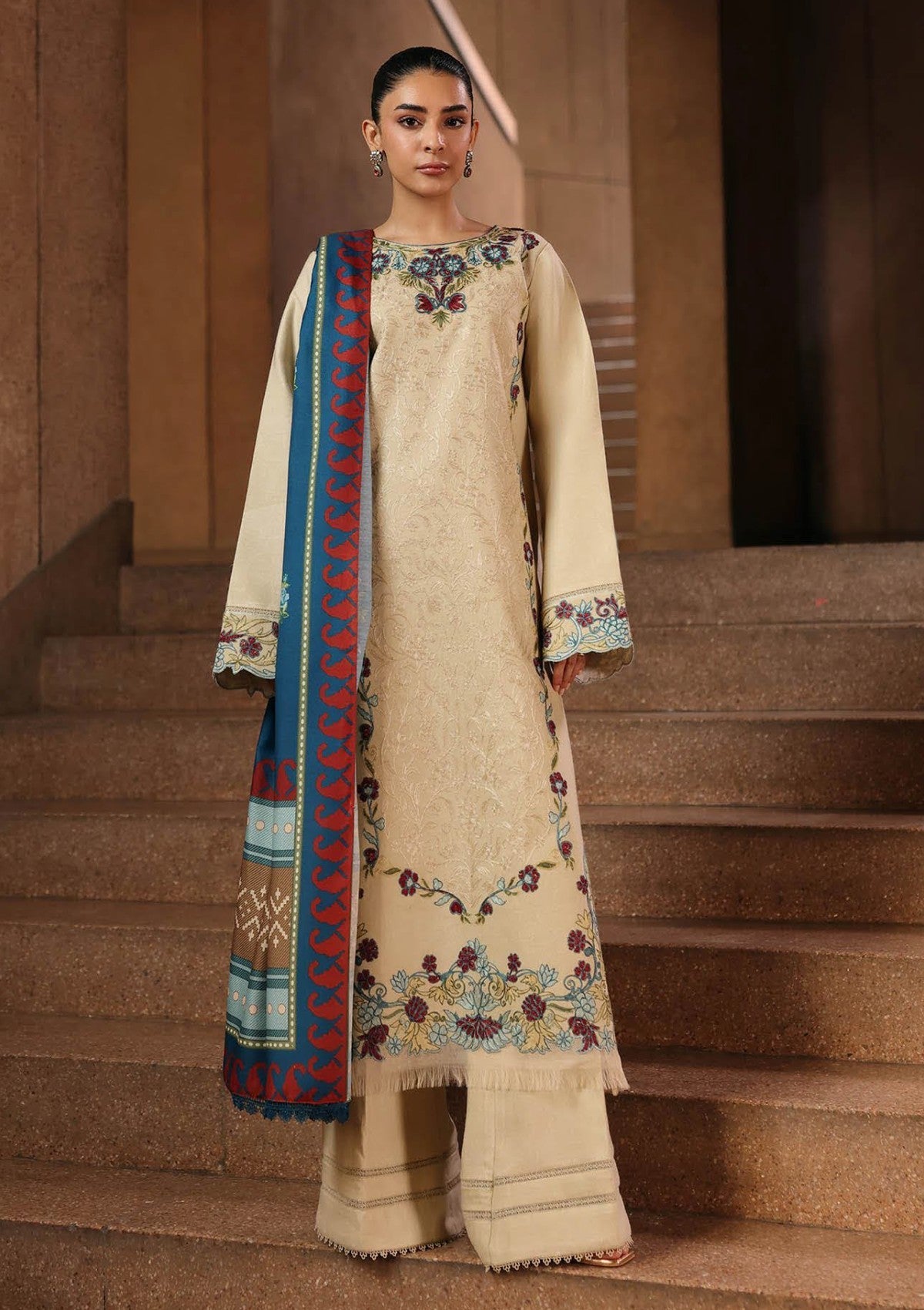 Raj Bari P/Winter Shawl`25 D#05