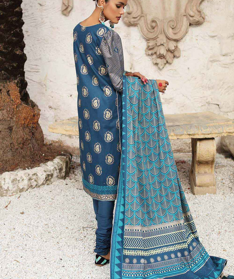 Gul Ahmed Winter Collection`22 WS#12002-A