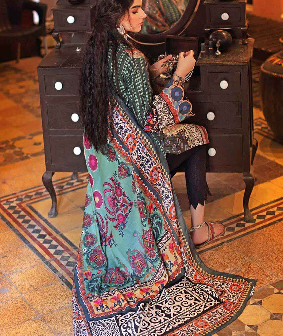 Gul Ahmed Winter Collection`22 PVS#12001-A