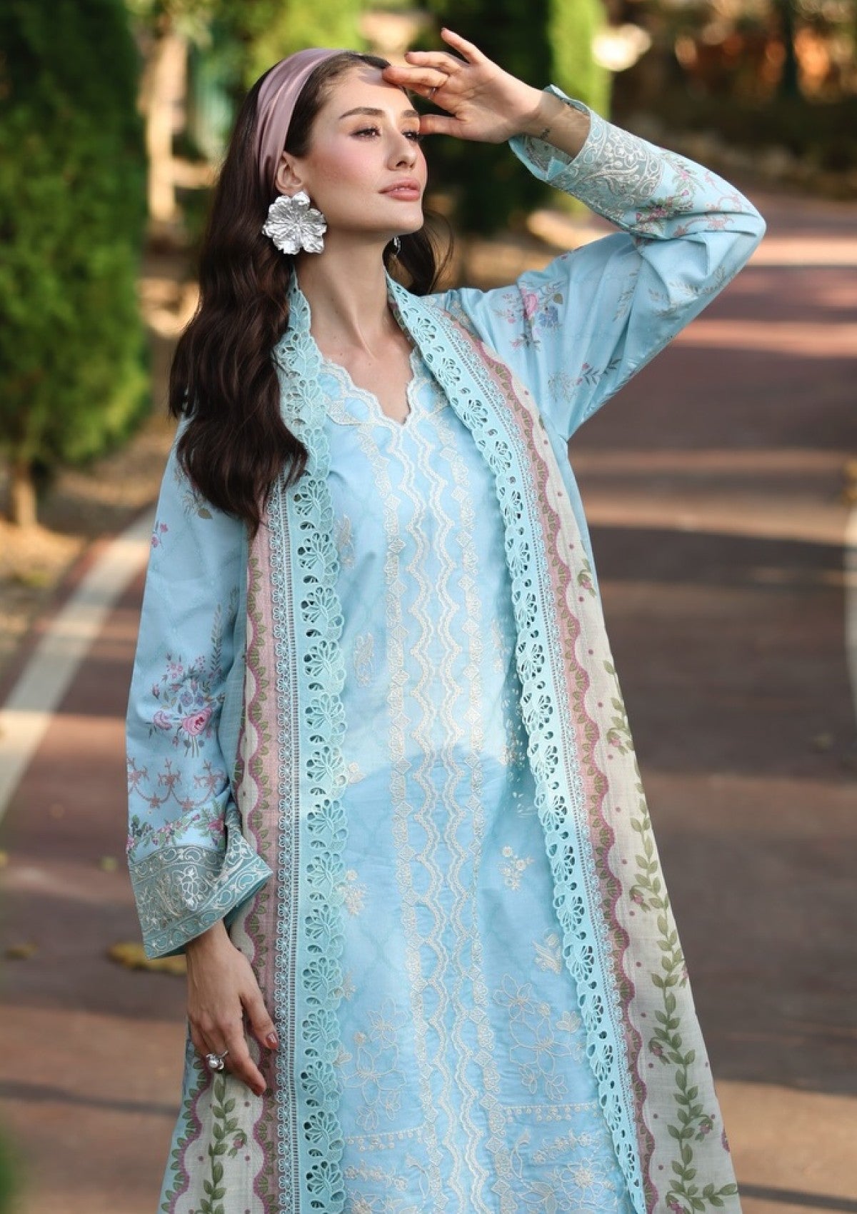 Naqsh Ayleen Lawn`26 GULZAR