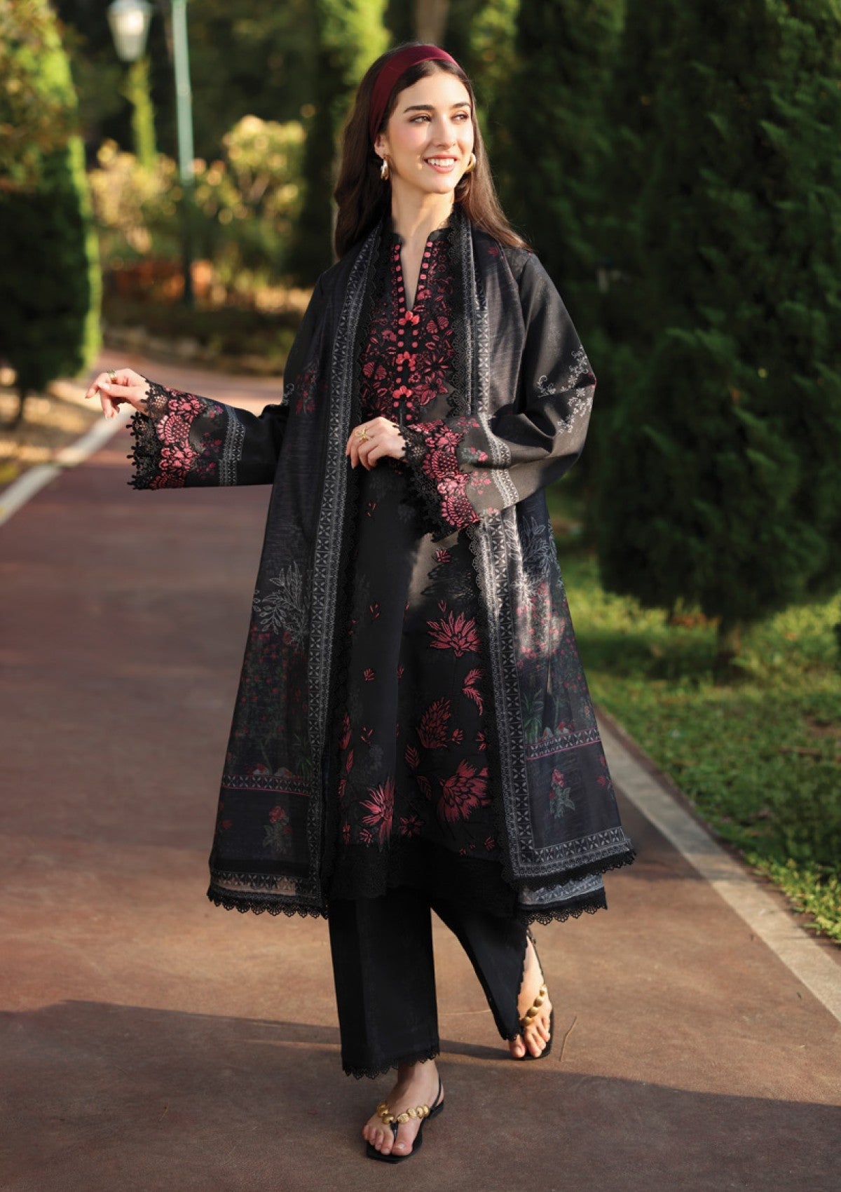 Naqsh Ayleen Lawn`26 MEHRAB