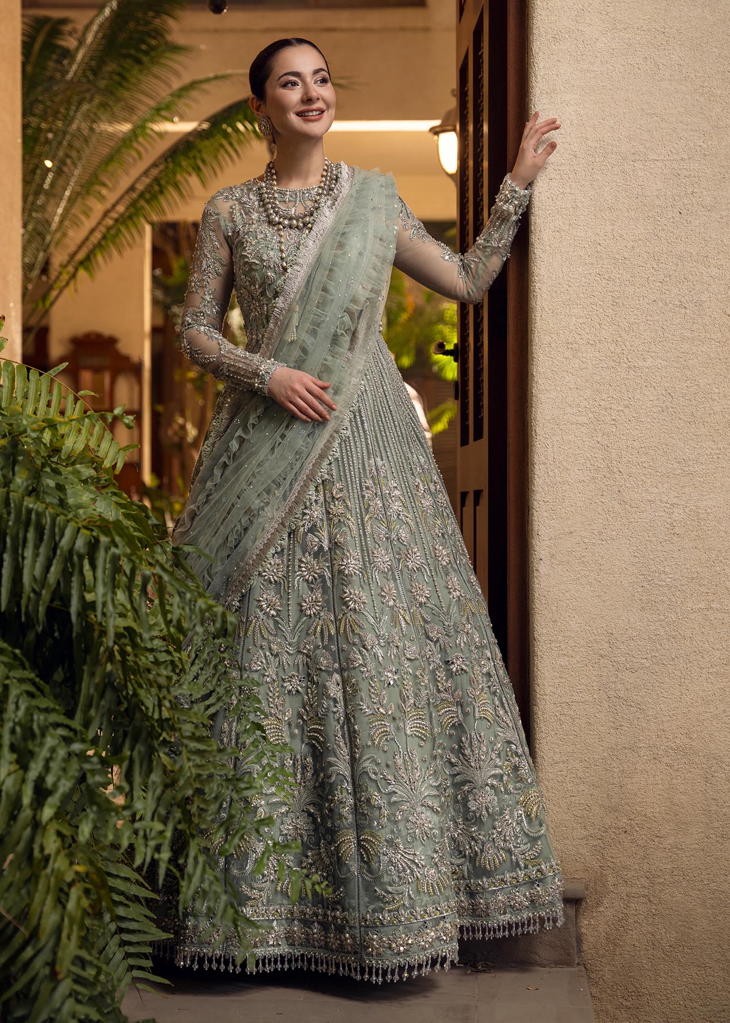 Crimson x Saira Shakira Wedding Collection`22 D#6