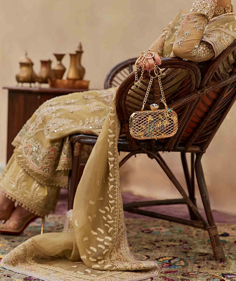 Suffuse Freeshia Festive Collection'22 HAZEL