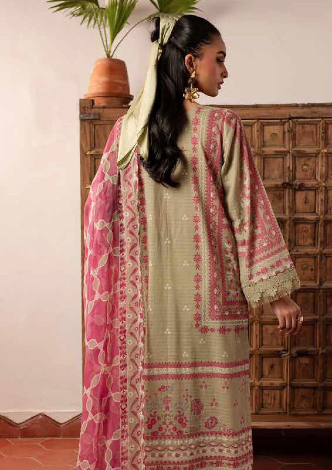 RA Nureh Signature Lawn'25 SP#141