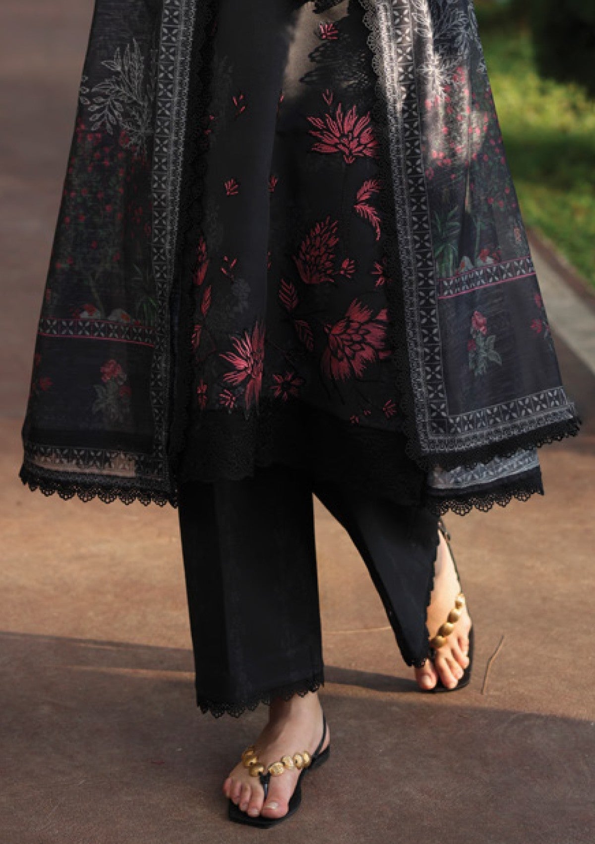 Naqsh Ayleen Lawn`26 MEHRAB
