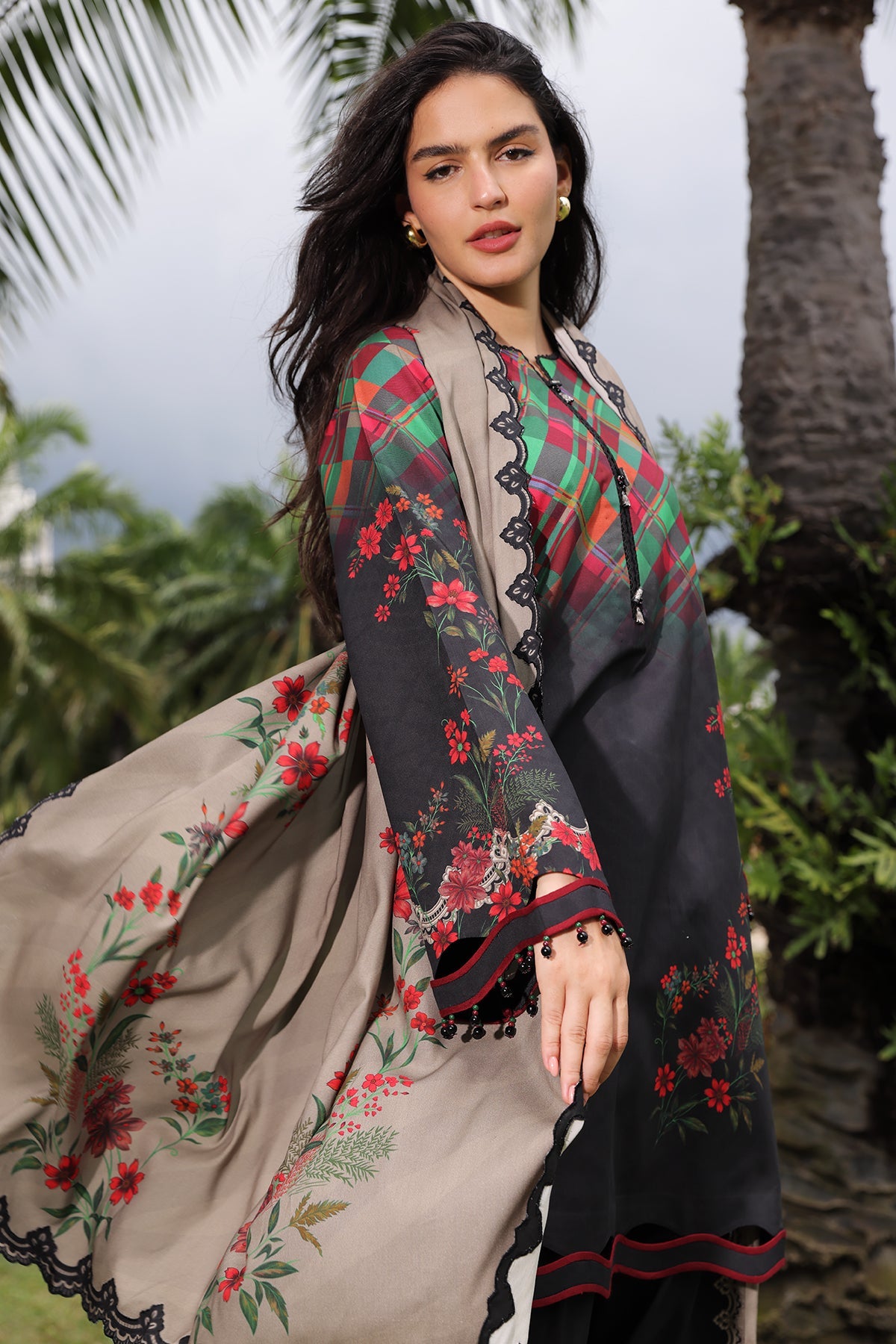 BR Charizma C-Prints Linen`26 CPW#09
