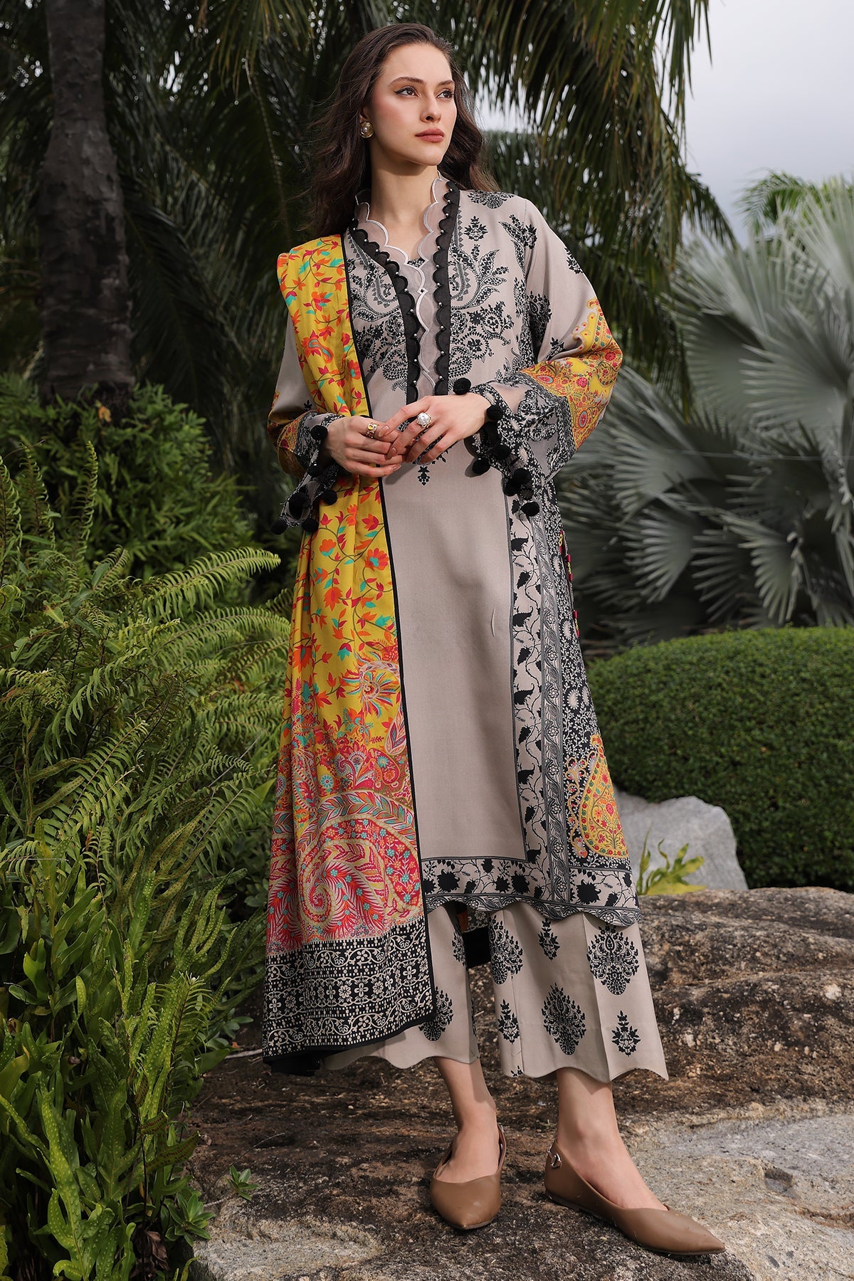 BR Charizma C-Prints Linen`26 CPW#13