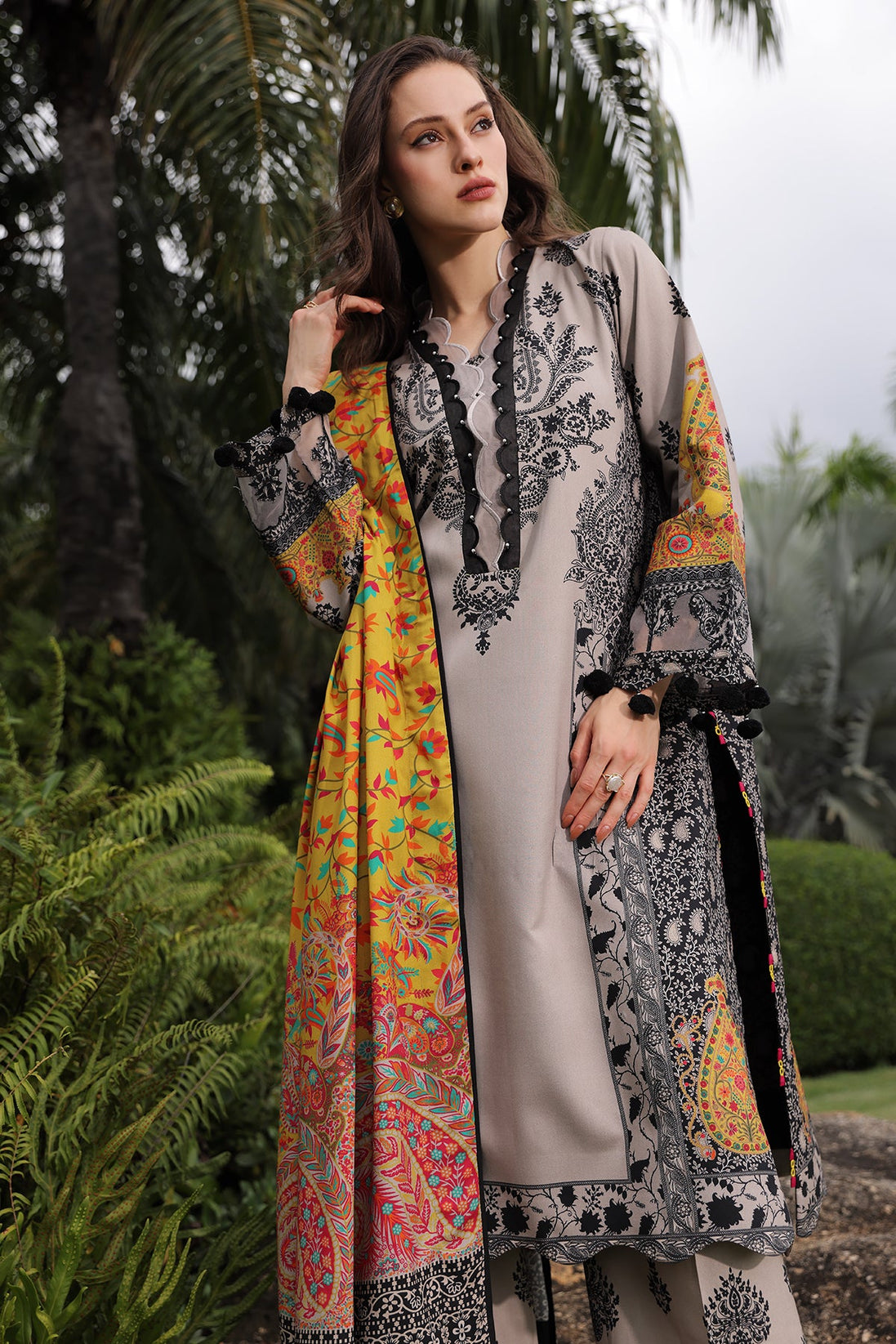 BR Charizma C-Prints Linen`26 CPW#13