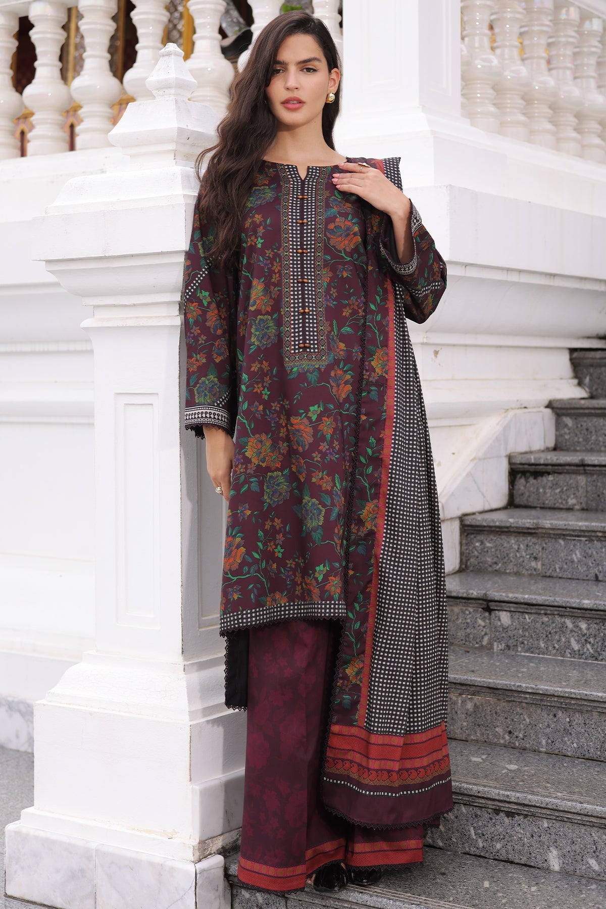 BR Charizma C-Prints Linen`26 CPW#17