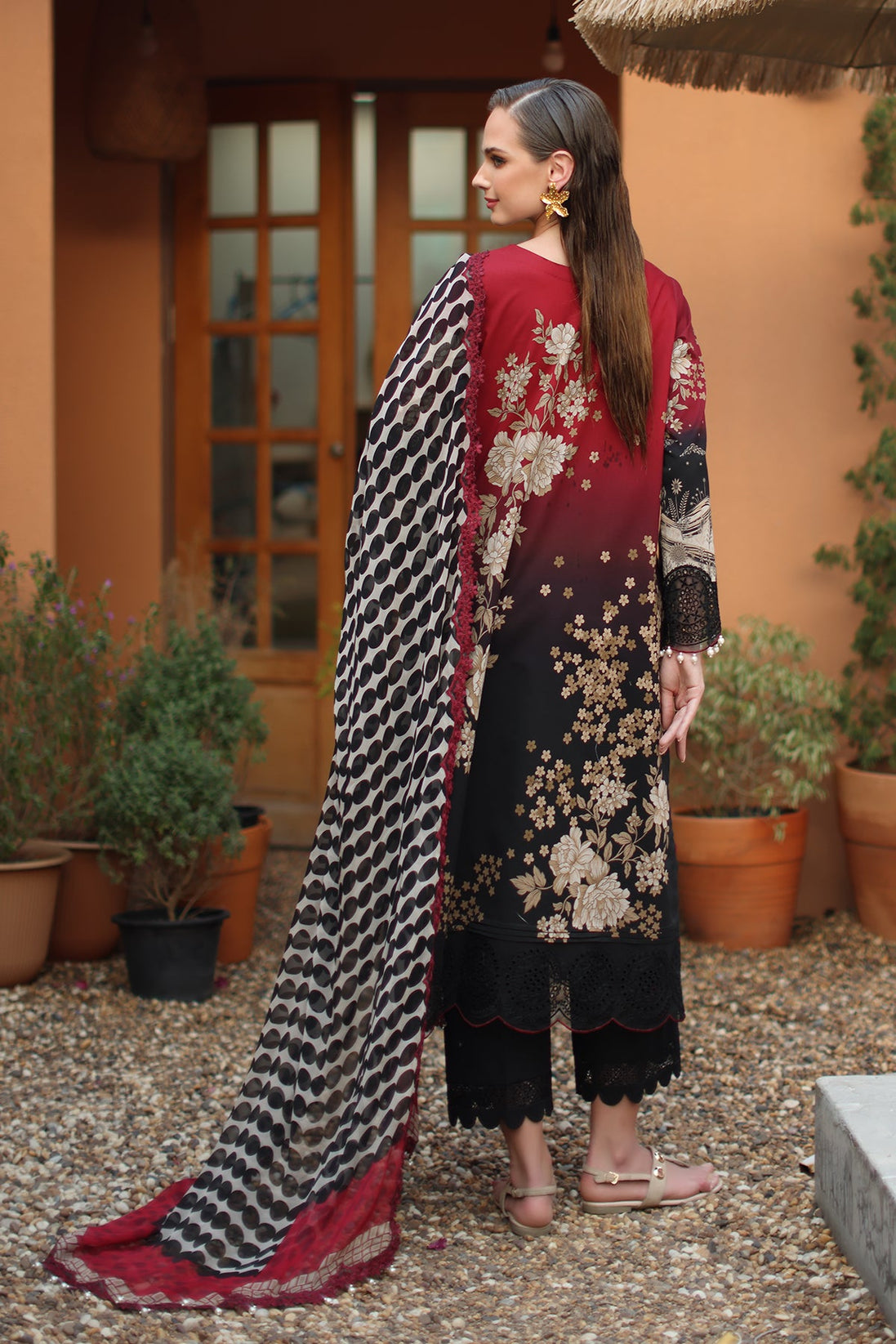 BR Charizma Aniq Lawn`26 AN6#02