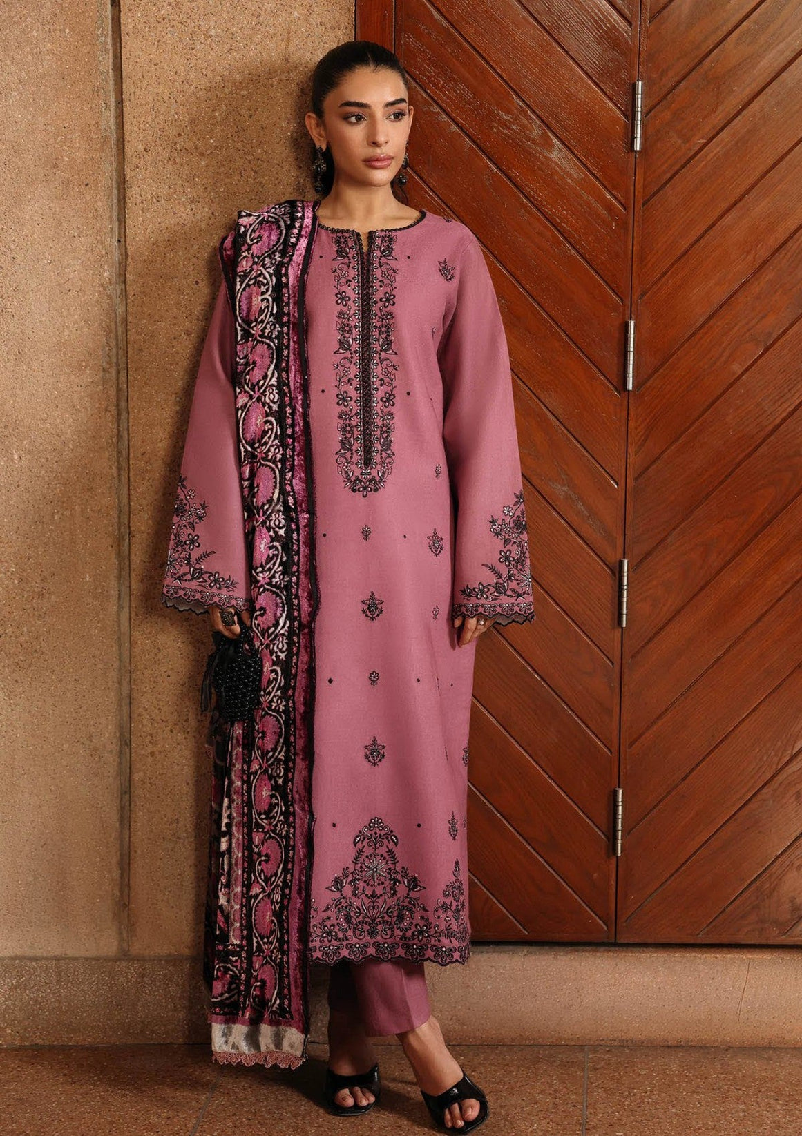 Raj Bari P/Winter Shawl`25 D#02