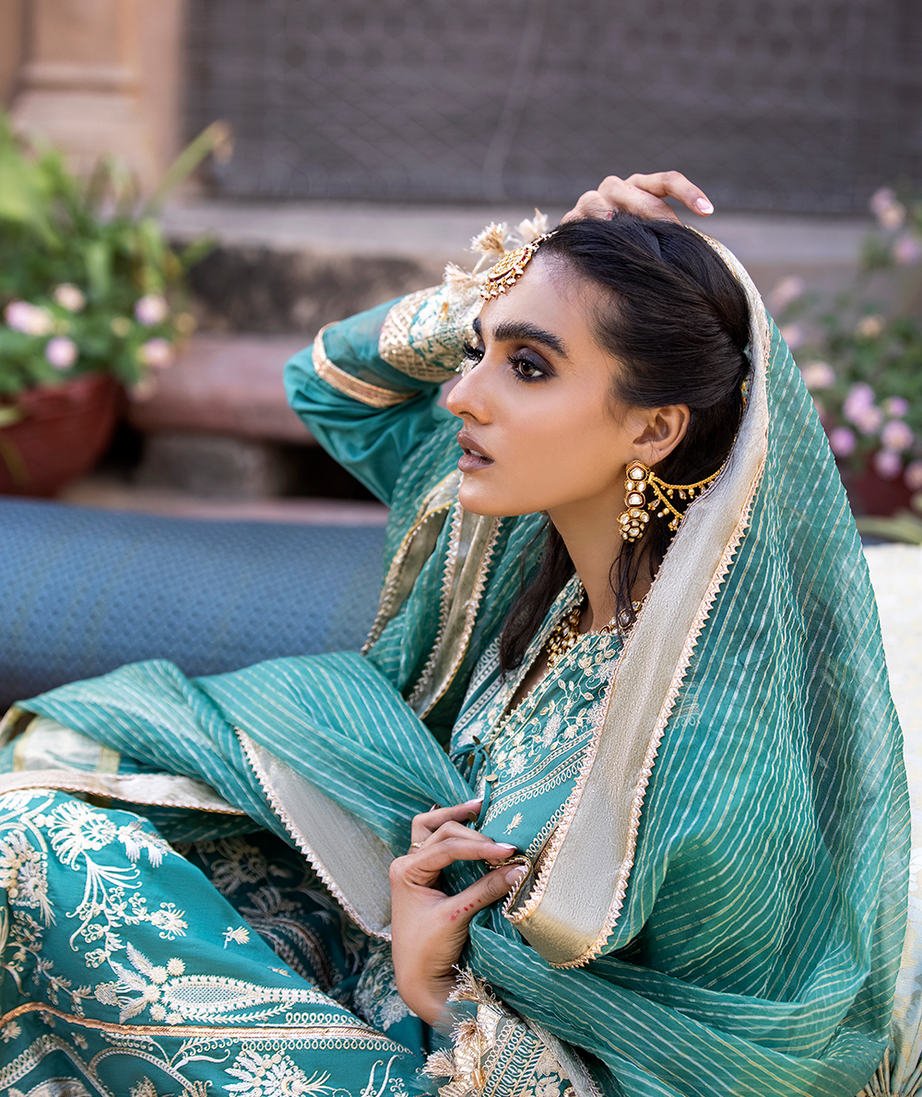 Zysha by Sobia Nazir`22 D# 2B Kanwal