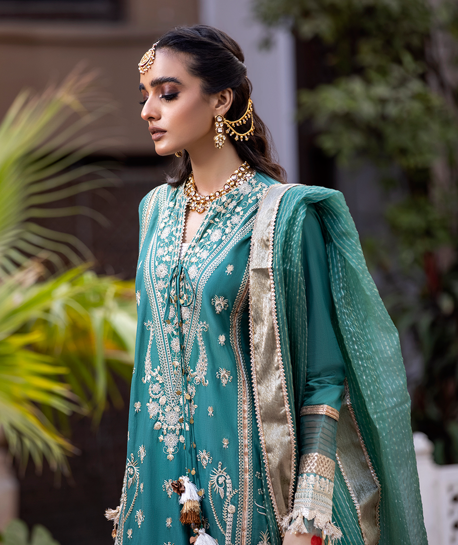 Zysha by Sobia Nazir`22 D# 2B Kanwal