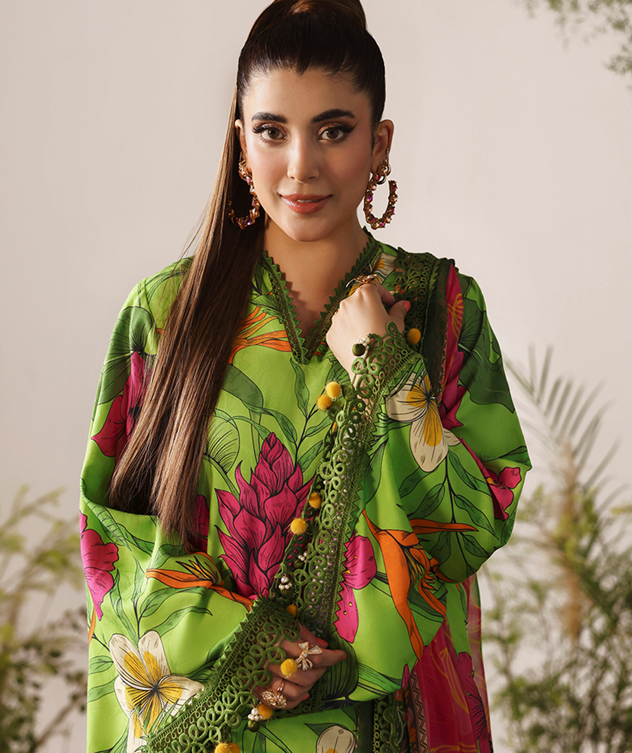 Naqsh Bloom & Vogue Jacquard`25 Parrot Green D#151