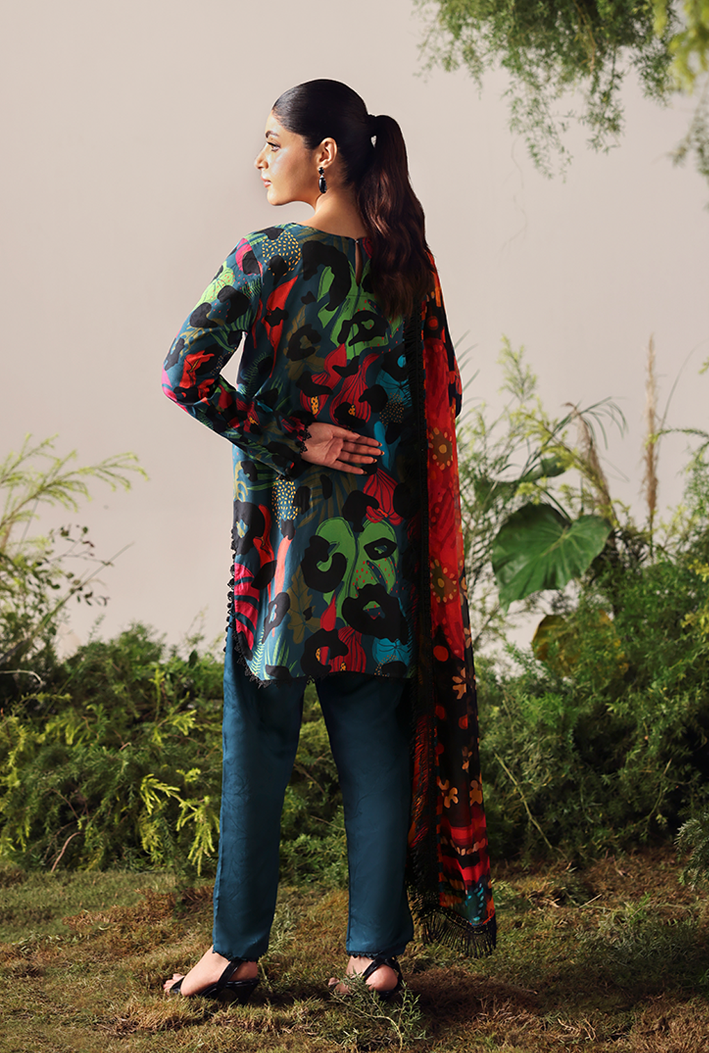 Naqsh Bloom & Vogue Jacquard`25 Nightfall Teal D#155