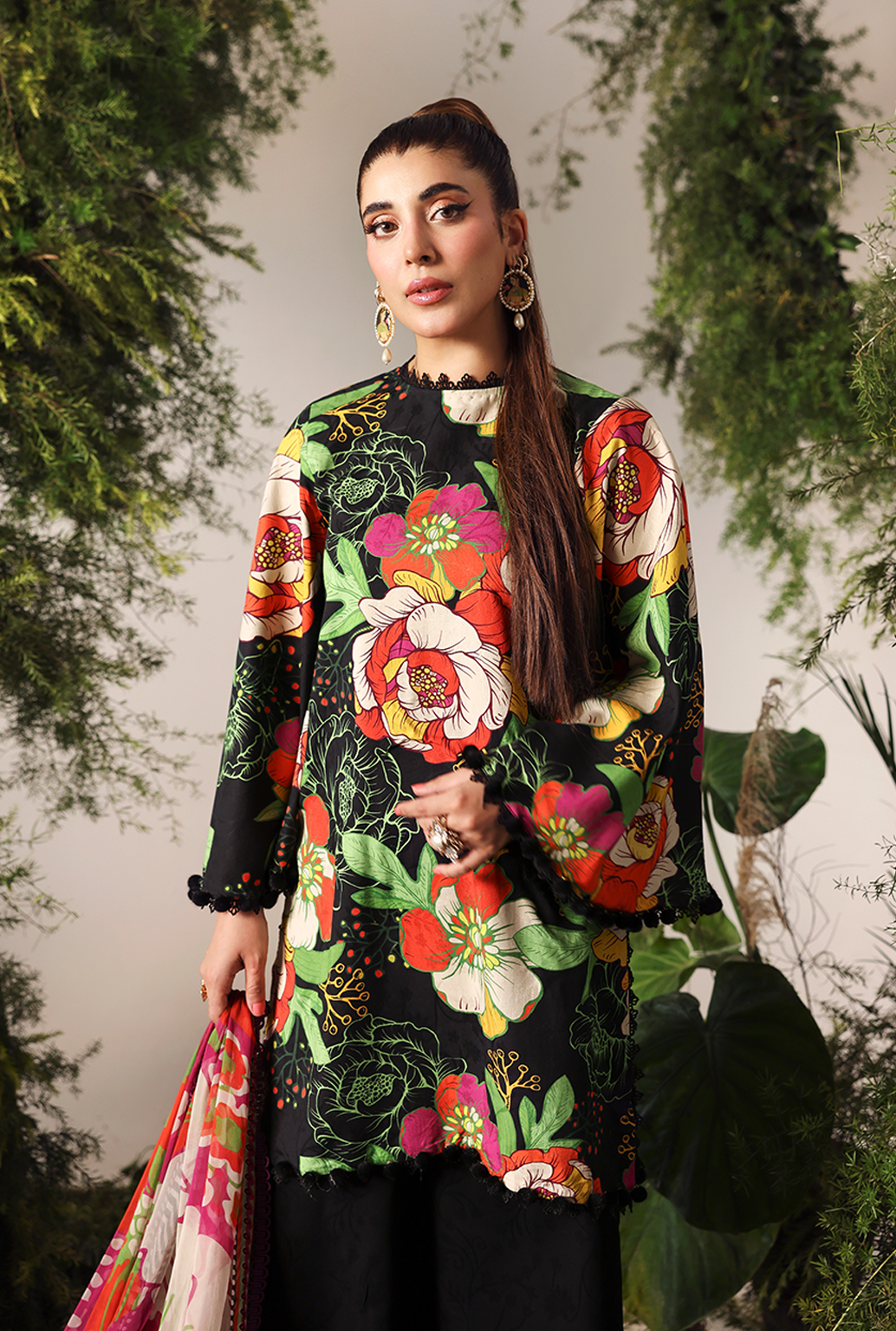 Naqsh Bloom & Vogue Jacquard`25 Blossom Black D#152