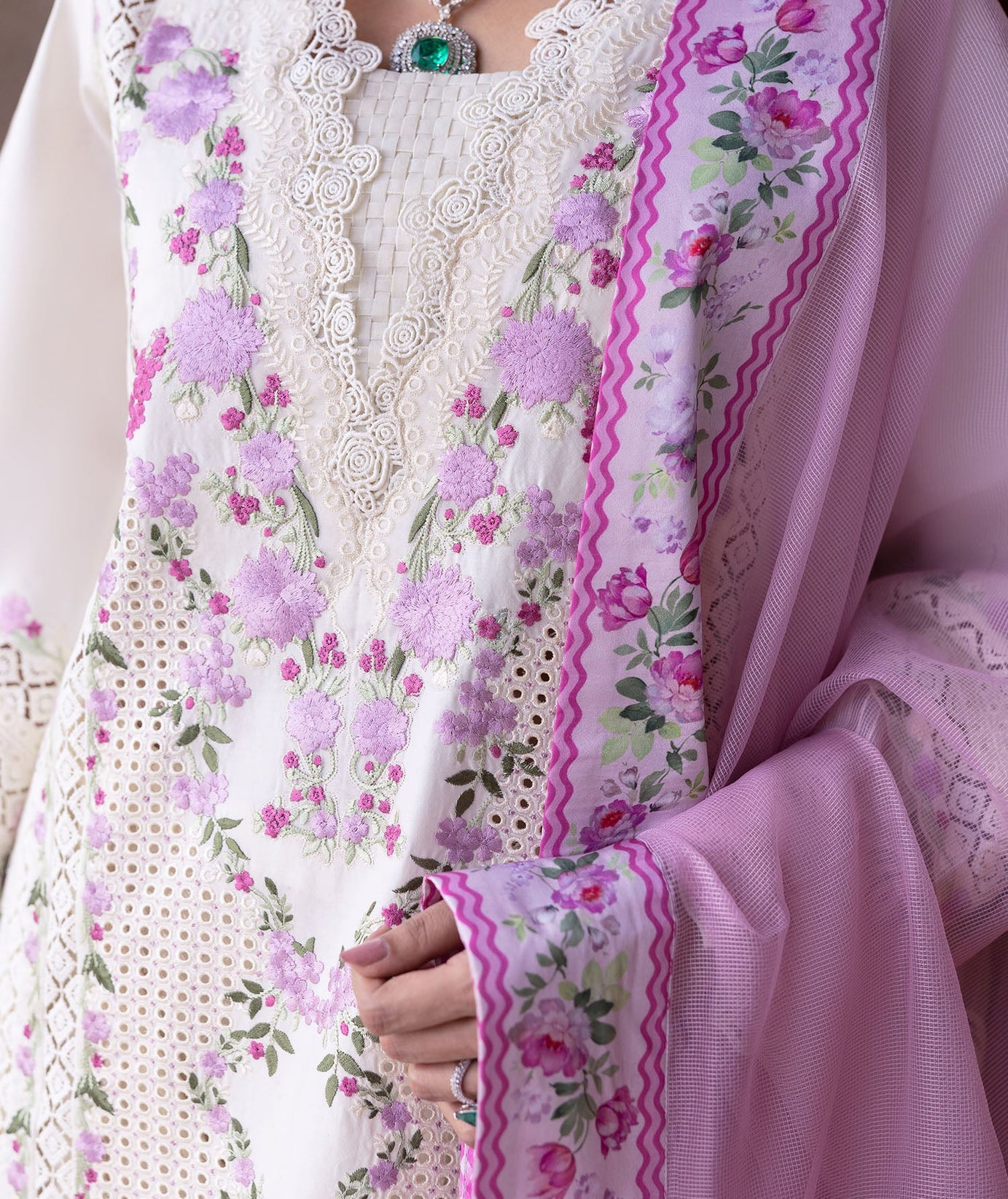 Saira Shakira Bloom Lawn`25 D#1-A