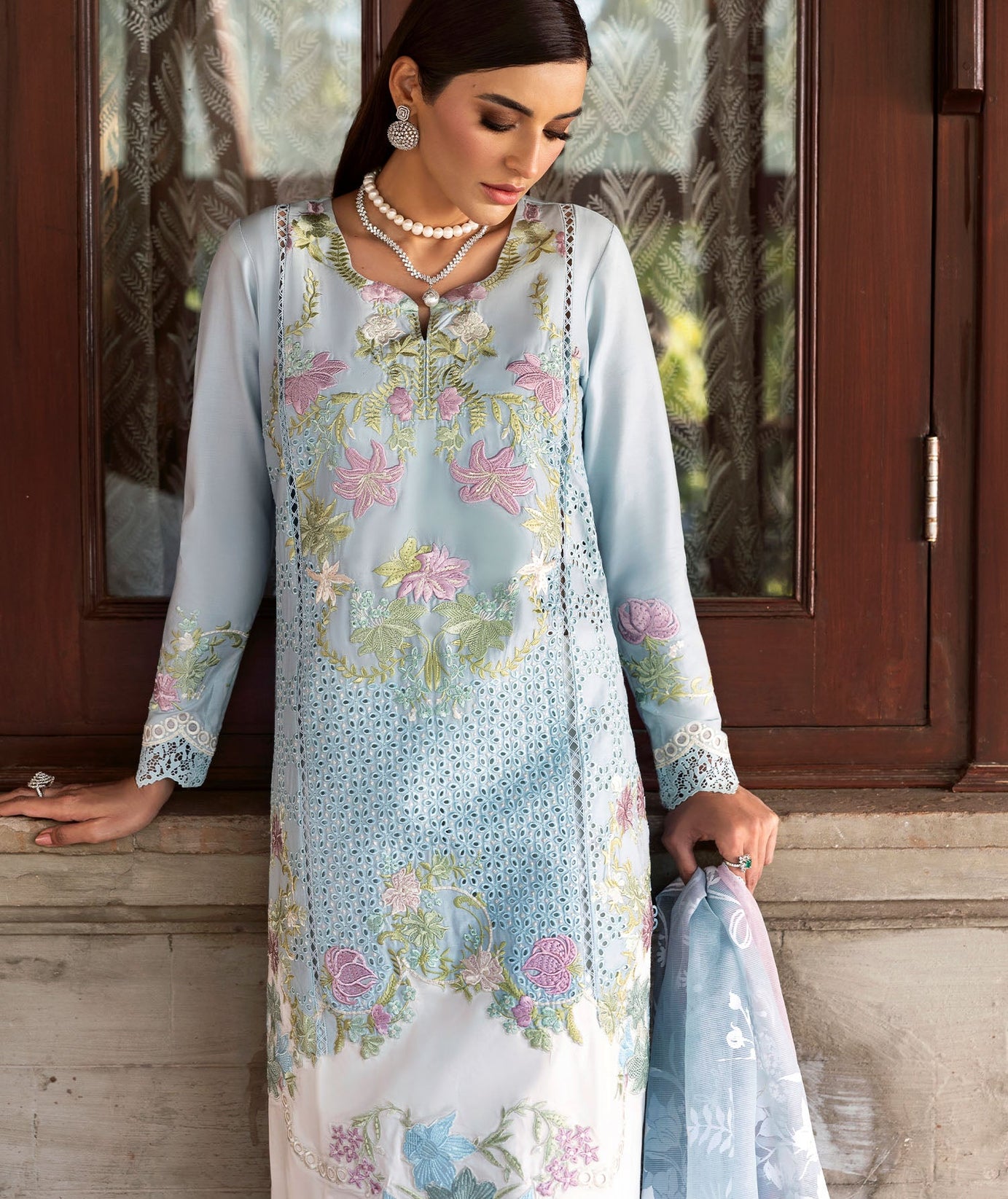 Saira Shakira Bloom Lawn`25 D#4-B