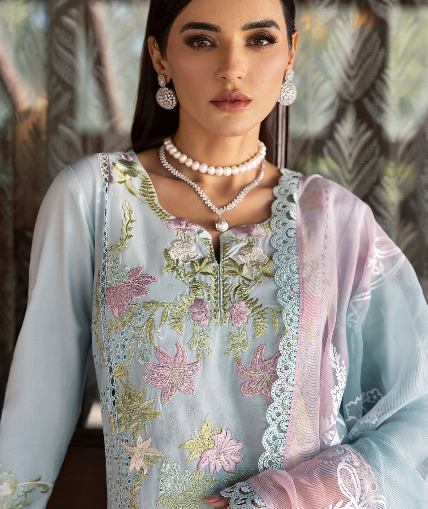 Saira Shakira Bloom Lawn`25 D#4-B