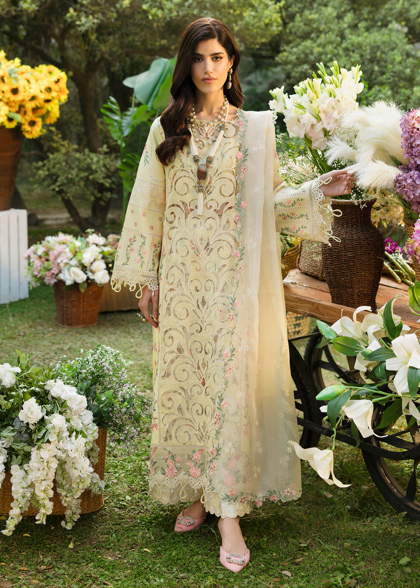 Sardinia Floral Forest Lawn'25 D#807 (Petal Veil)