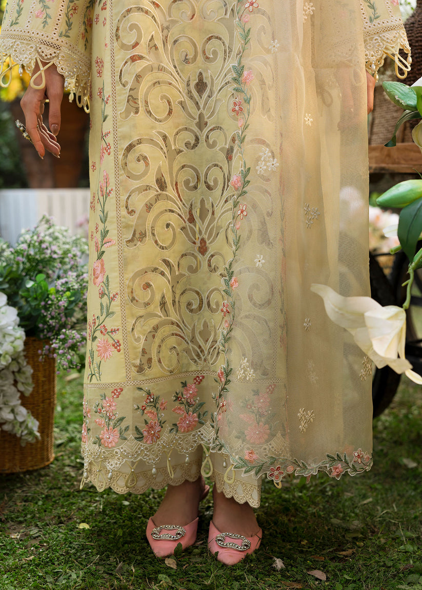 Sardinia Floral Forest Lawn'25 D#807 (Petal Veil)