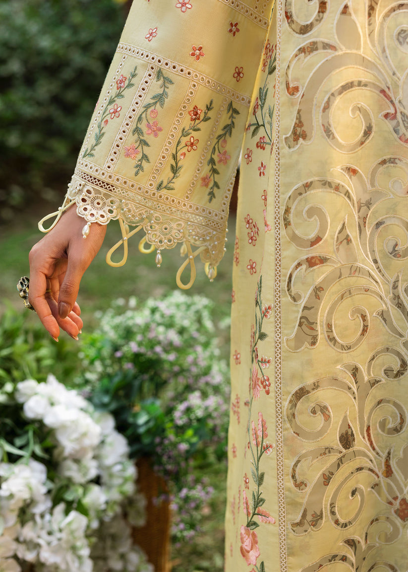 Sardinia Floral Forest Lawn'25 D#807 (Petal Veil)