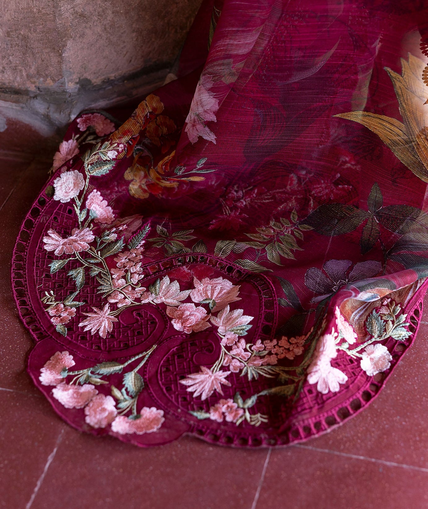 Saira Shakira Bloom Lawn`25 D#2-A