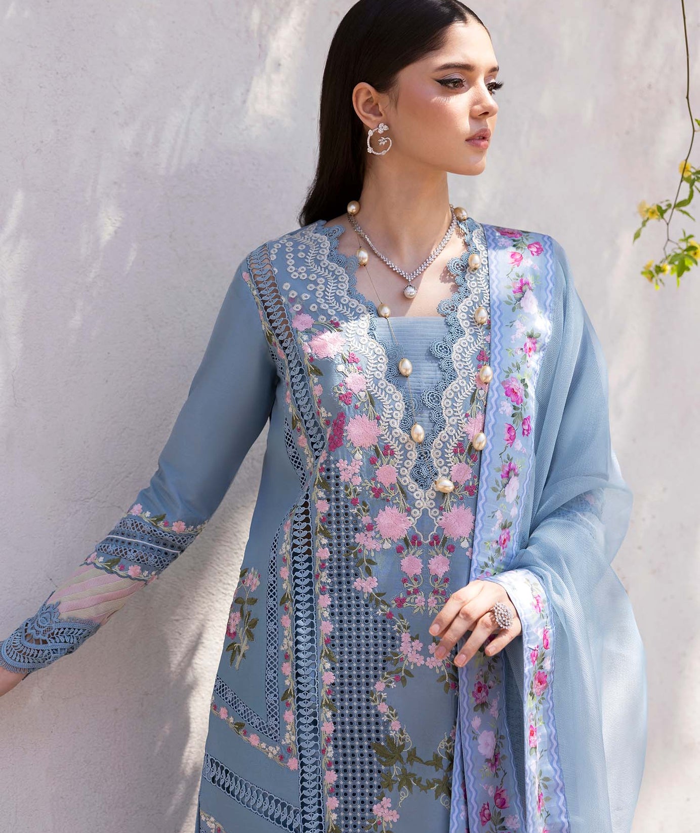 Saira Shakira Bloom Lawn`25 D#1-B