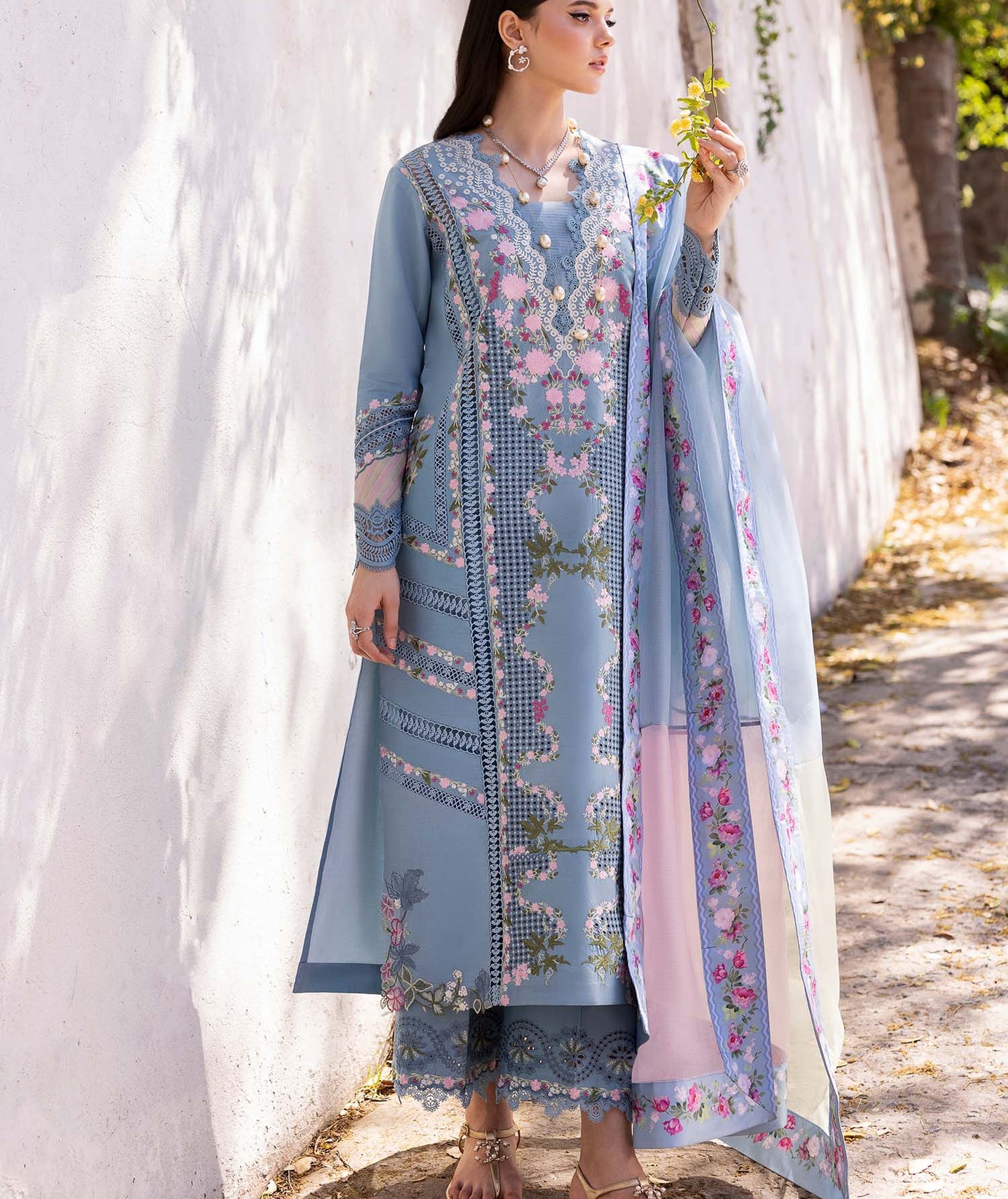 Saira Shakira Bloom Lawn`25 D#1-B