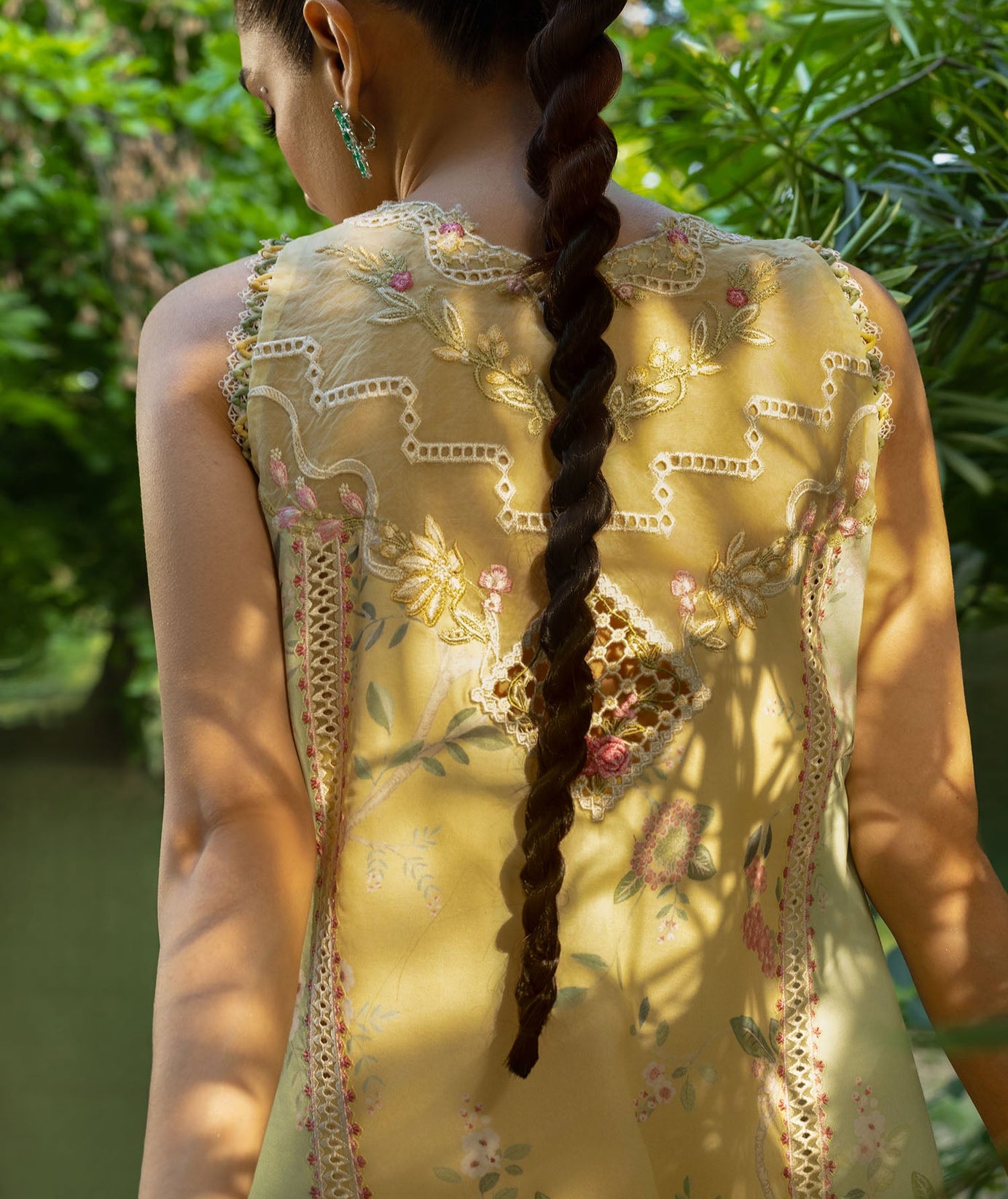 Crimson Luxe Lawn`25 BONJOUR AND BLOOM - D4A