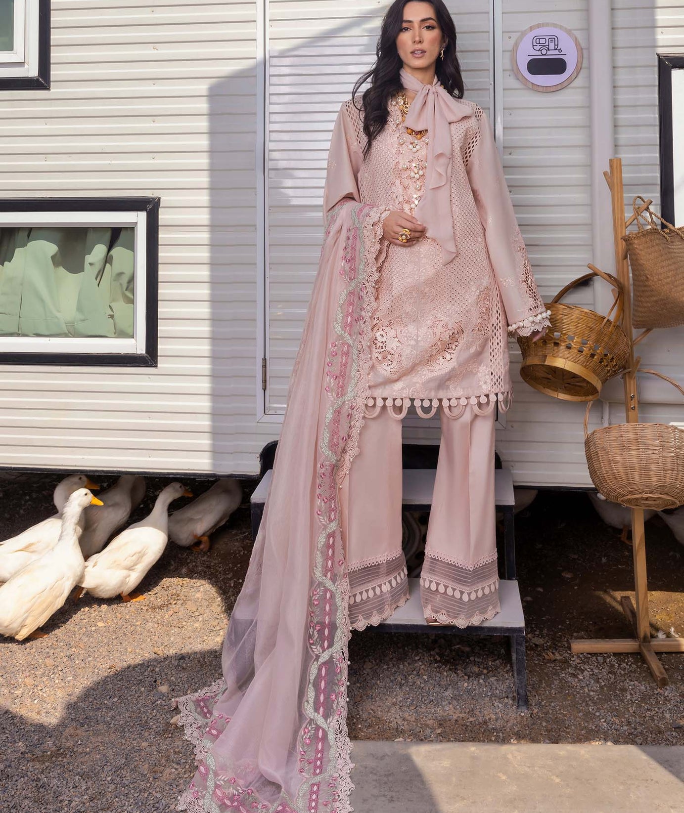 Saira*Shakira Lawn'25 LEYLA-A